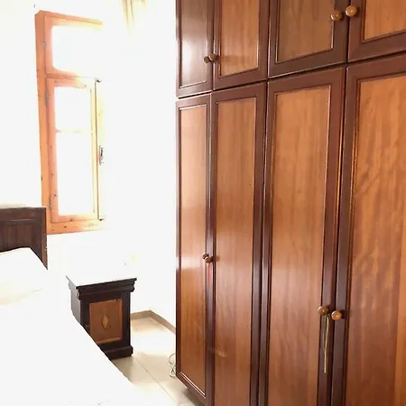 Katerina's - Old Town House Hotel